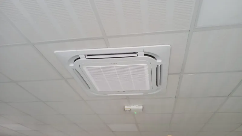 Remplacement cassette 7 kW dans une médiathèque